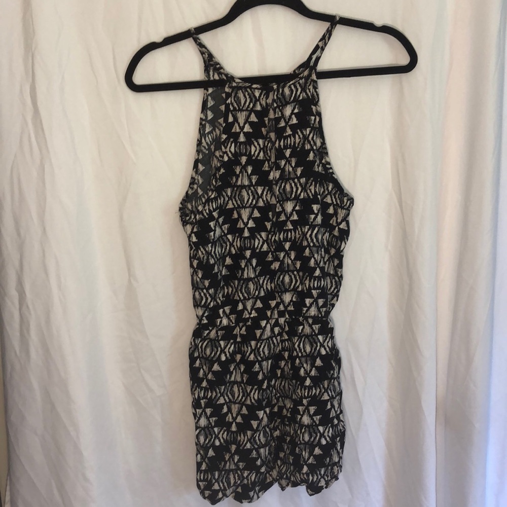 romper - Picture 2 of 2